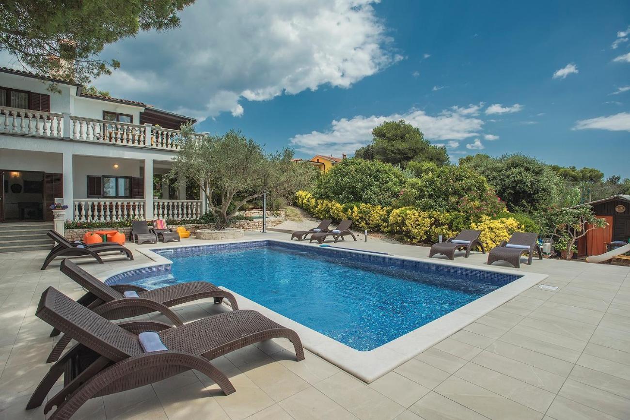 Villa Mima Banjole Exteriör bild