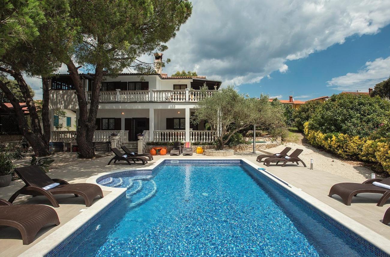 Villa Mima Banjole Exteriör bild